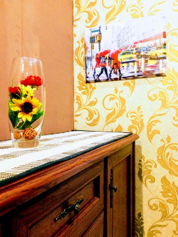 Apartment Ushakova 16 Dnipro Dış mekan fotoğraf